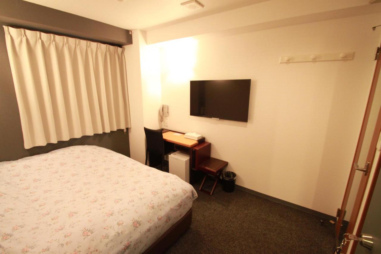 Toyama Town Hotel מראה חיצוני תמונה