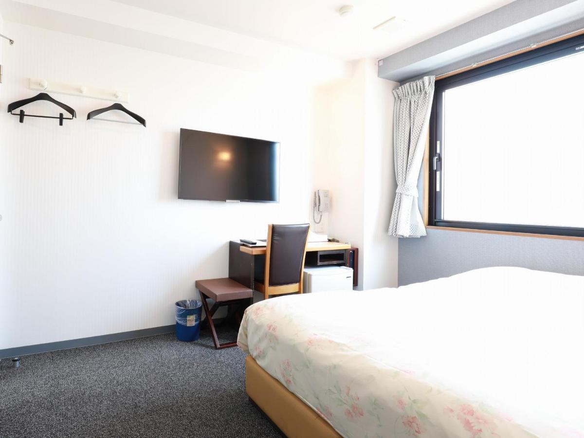 Toyama Town Hotel מראה חיצוני תמונה