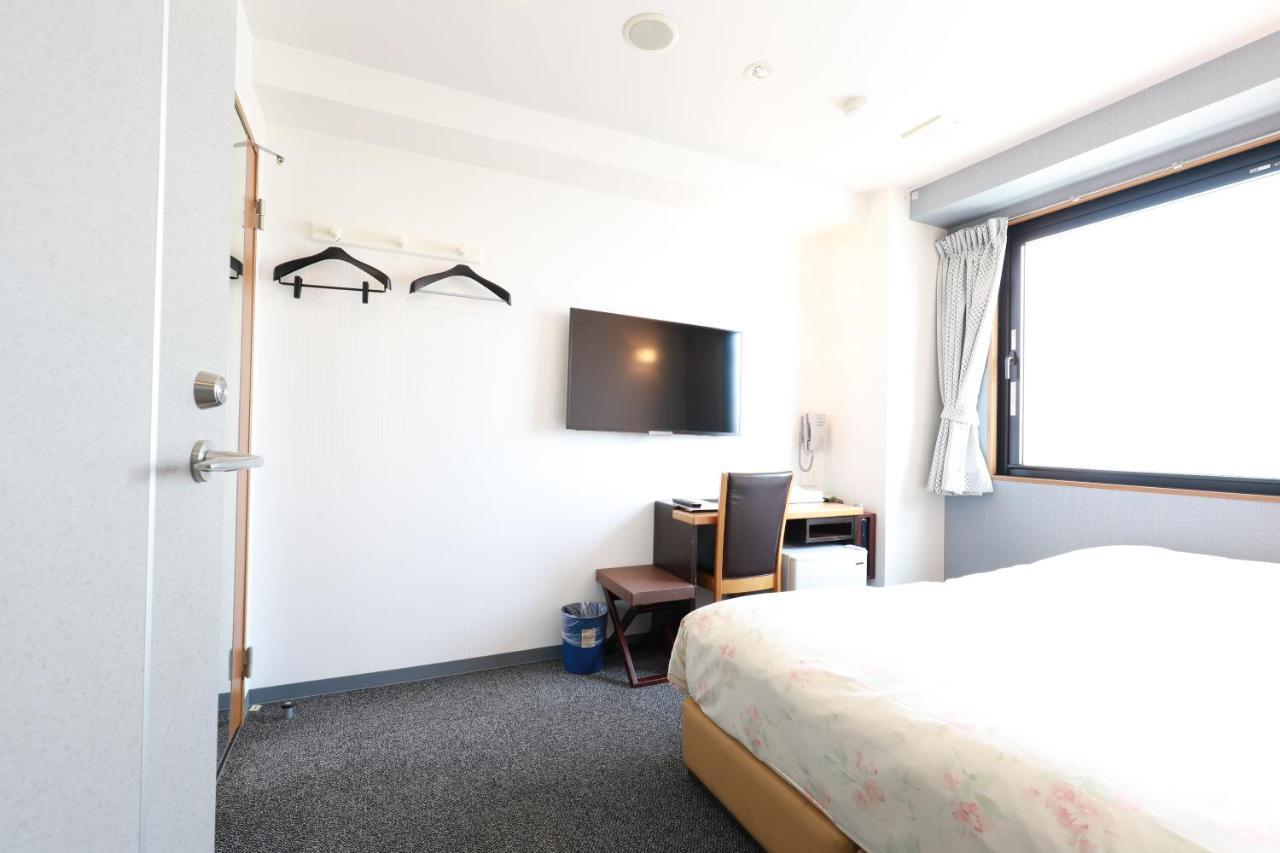 Toyama Town Hotel מראה חיצוני תמונה
